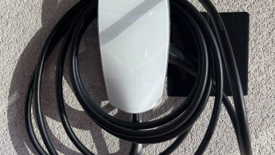 E-Auto und Plug-in Hybride Ladestation 1 E-Auto und Plug-in Hybride Ladestation Wallbox Laadpaal - Schakelvilla Ferienhaus mit Sauna in Makkum am IJsselmeer