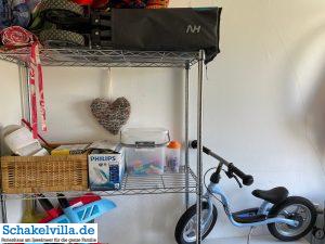 Kinderspielsachen und Kinderfreizeitausstattung 6 Bollerwagen Laufrad und Spielsachen im familenfreundlichen Ferienhaus Schakelvilla mit Sauna und Ruderboot in Makkum am IJsselmeer