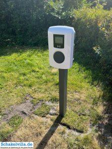 Ferienhaus außen 14 Ladestation mit bis zu 22 kW für E-Autos am Ferienhaus Schakelvilla in Makkum am IJsselmeer - für die meisten gängigen Ladekarten