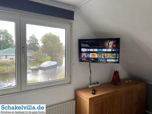 Neuerungen im Herbst 2022 7 neuer 32 Zoll Smart TV im Schlafzimmer - Neuerungen im Herbst im Ferienhaus Schakelvilla