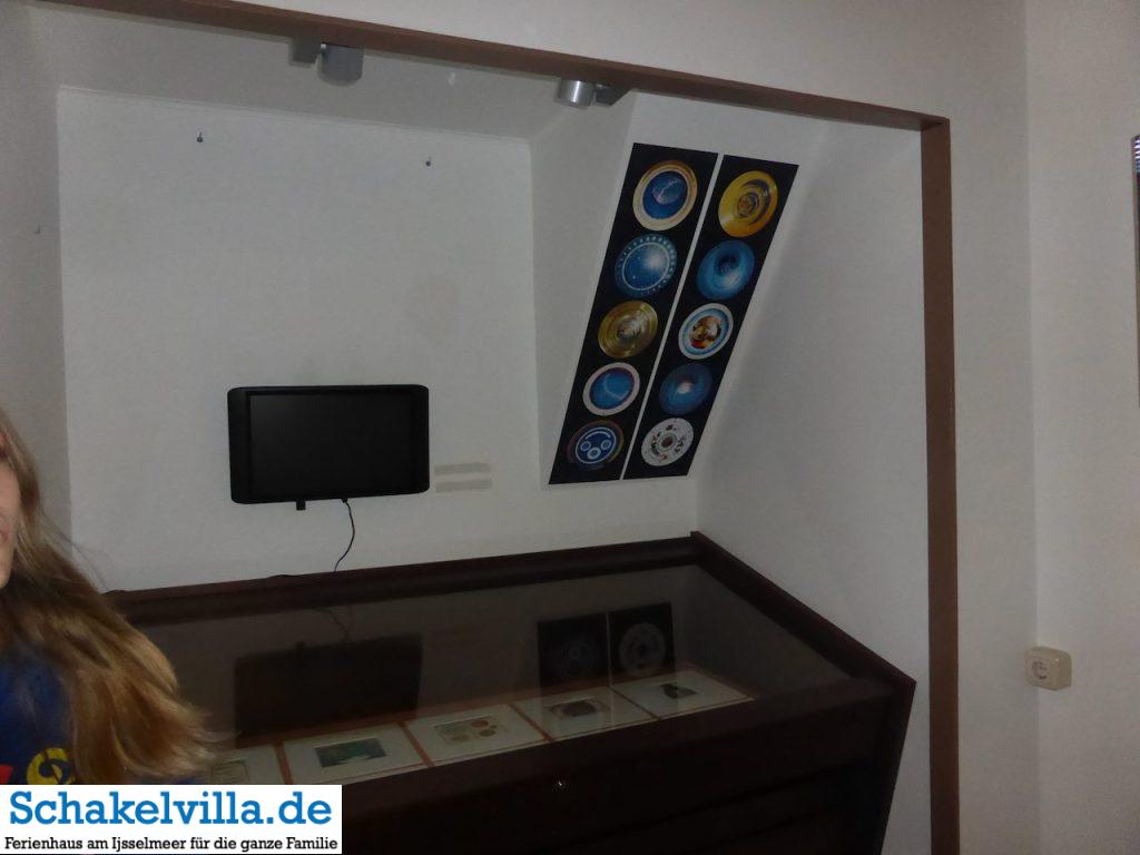 Franeker 34 Darstellung im Planetarium Franeker - Schakelvilla Ferienhaus mit Sauna und Ruderboot in Makkum am IJsselmeer