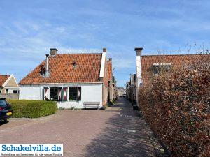 Woudsend 20 Gassenbeginn - Woudsend - Schakelvilla - Ferienhaus mit Sauna Kamin und Ruderboot am IJsselmeer in Makkum