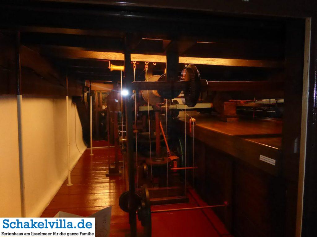 Franeker 41 Keller im Planetarium Franeker - Schakelvilla Ferienhaus mit Sauna und Ruderboot in Makkum am IJsselmeer