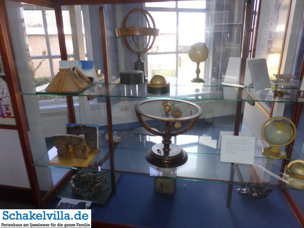 Franeker 39 Modellausstellung im Planetarium Franeker - Schakelvilla Ferienhaus mit Sauna und Ruderboot in Makkum am IJsselmeer