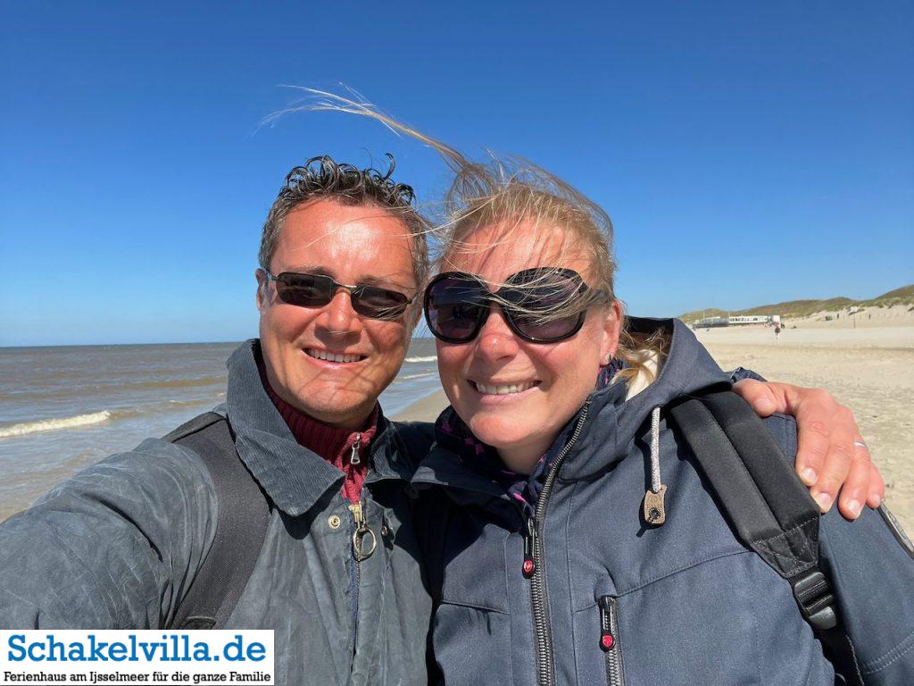 Callantsoog - Nordholland 11 Portrait - Callantsoog - Ausflugstipp Ferienhaus Schakelvilla mit Ruderboot und Sauna in Makkum am IJsselmeer