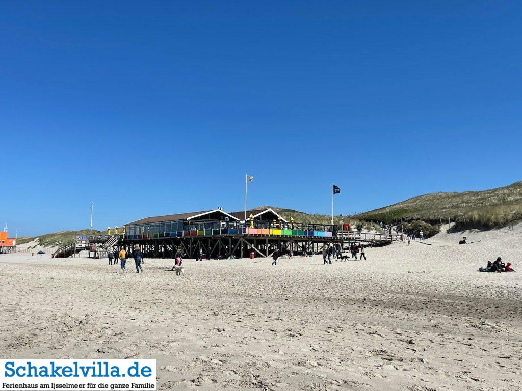 Callantsoog - Nordholland 19 noch ein Strandpavillon - Callantsoog - Ausflugstipp Ferienhaus Schakelvilla mit Ruderboot und Sauna in Makkum am IJsselmeer