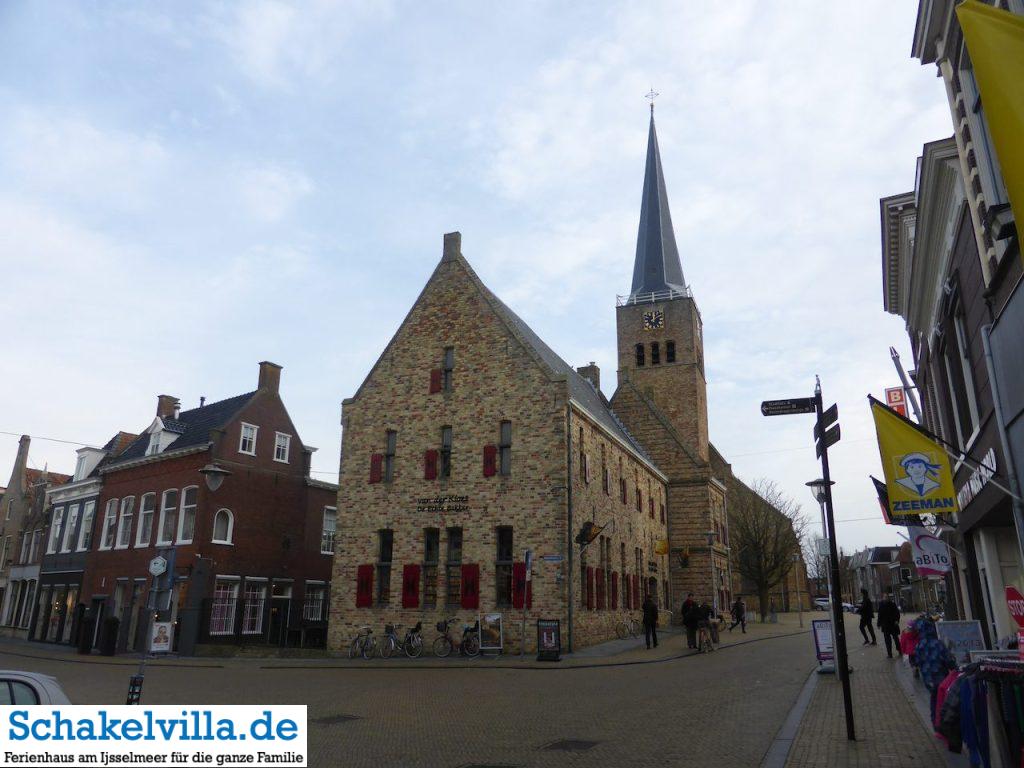 van der Kloet Bakker Totale Franeker - Schakelvilla Ferienhaus mit Sauna und Ruderboot in Makkum am IJsselmeer