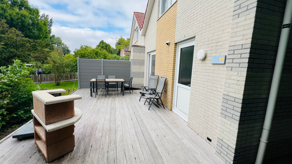 VillaMoments 9 Westterrasse Ferienhaus mit Grill und Gartenmöbeln - VillaMoments Makkum am IJsselmeer