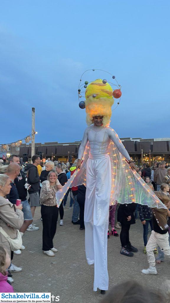 Special Act am Boulevard von Makkum Beach - Schakelvilla ferienhaus mit Sauna und Ruderboot am IJsselmeer_5