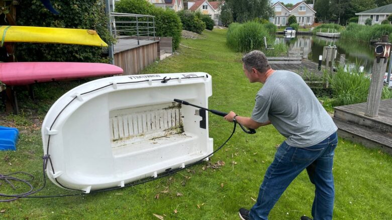 Frühjahrsputz am Ferienhaus Schakelvilla in Makkum